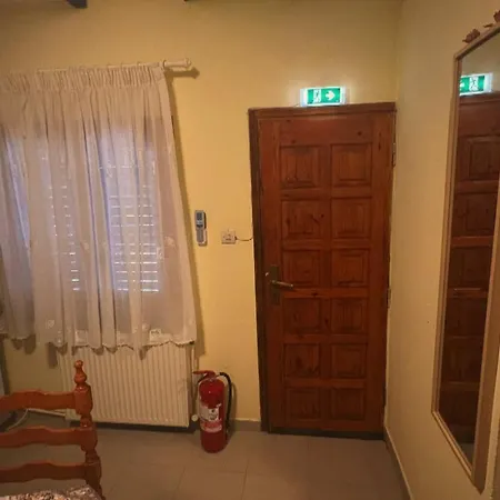 Greek Hacienda شقة *
